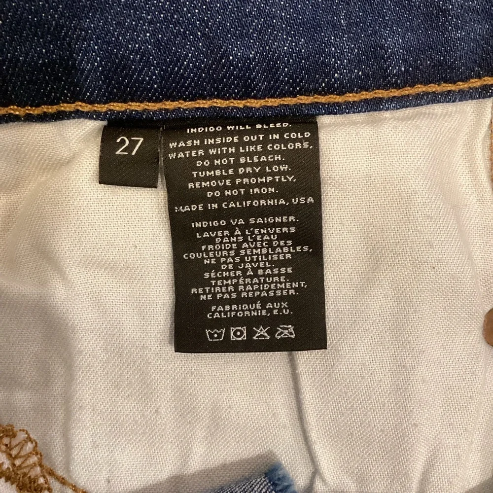 J Brand 27 (US 4) Cut-Off Denim Shorts Karma Women’s Low Rise Stretch Dark Wash